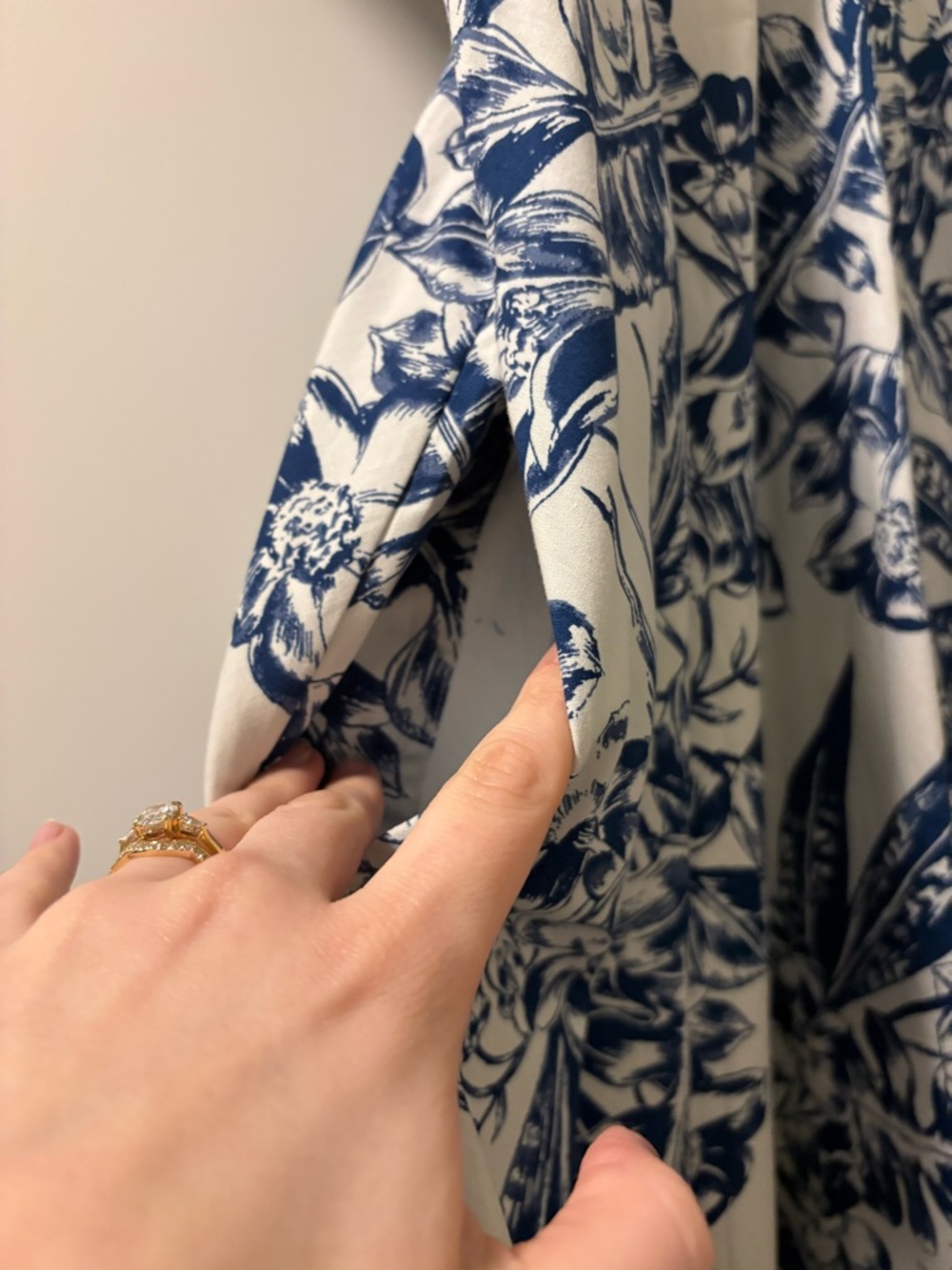 Abercrombie & Fitch Blue Floral Puff-Sleeve Dress - Picture 2 of 5
